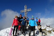 51 Alla croce di Cima Grem con amico incontrato